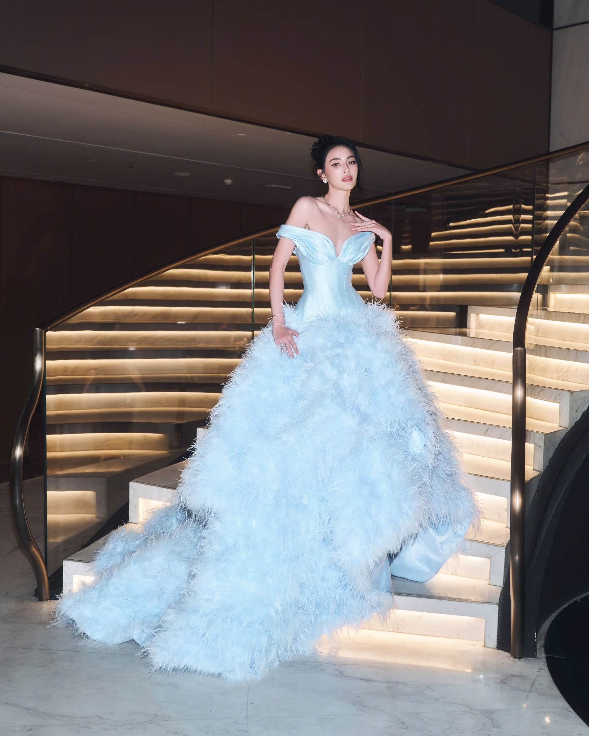 MAI DAVIKA EMBODIES CINDERELLA IN A LE THANH HOA GOWN