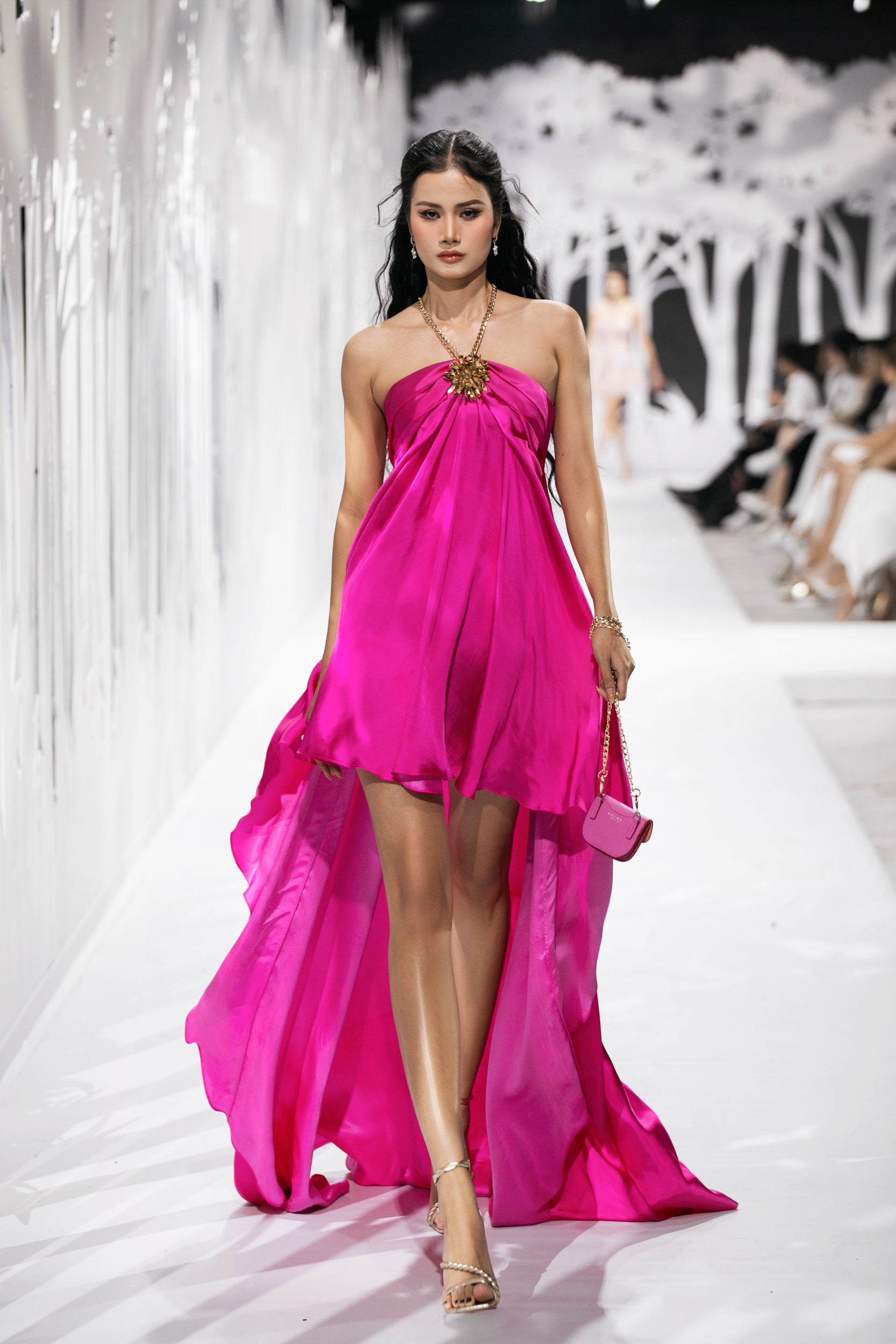 LOOK 81
