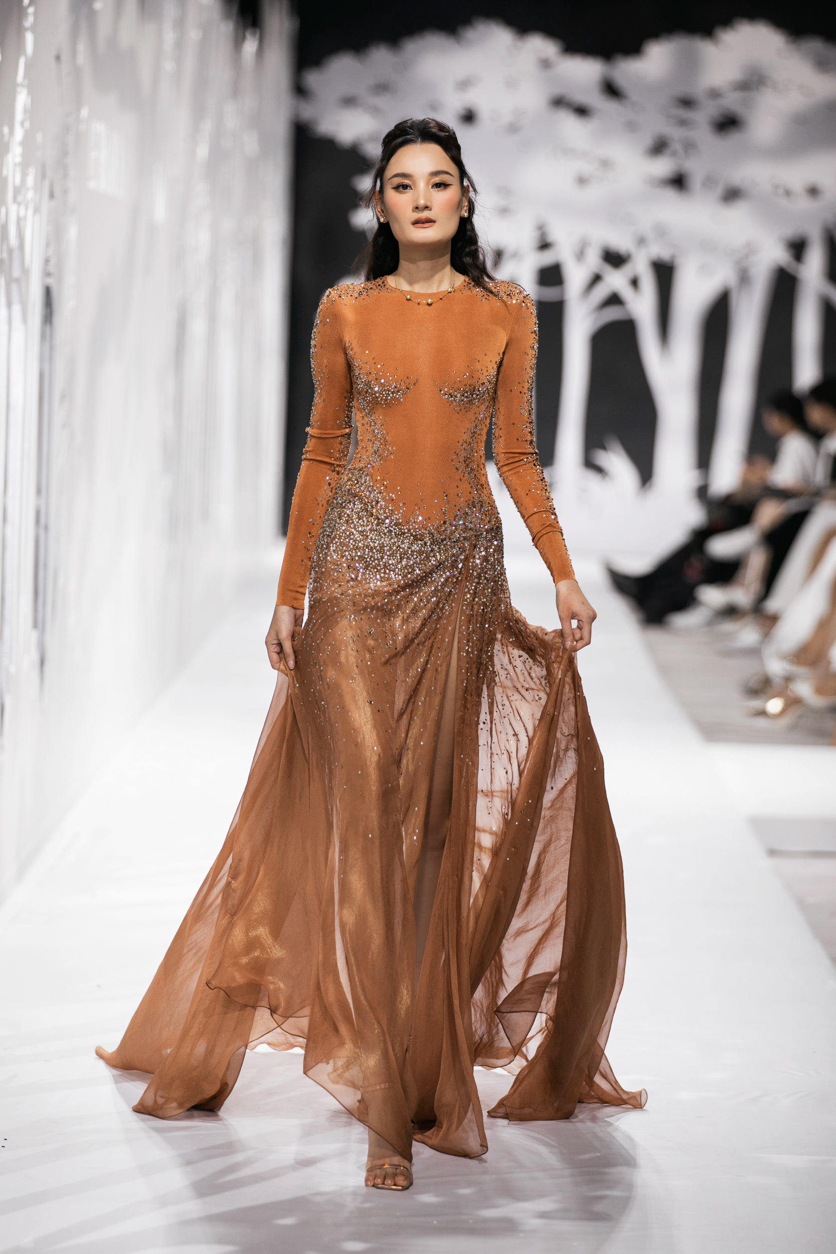 LOOK 89