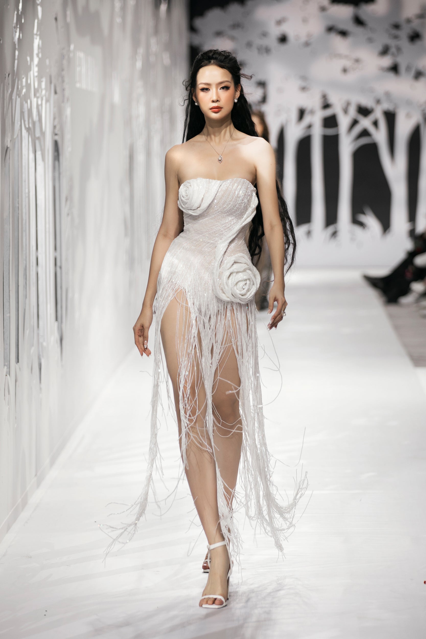 LOOK 90