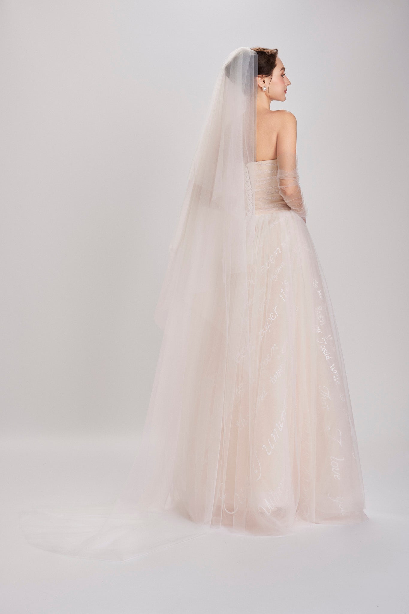 GARDEN MEMORY WEDDING DRESS