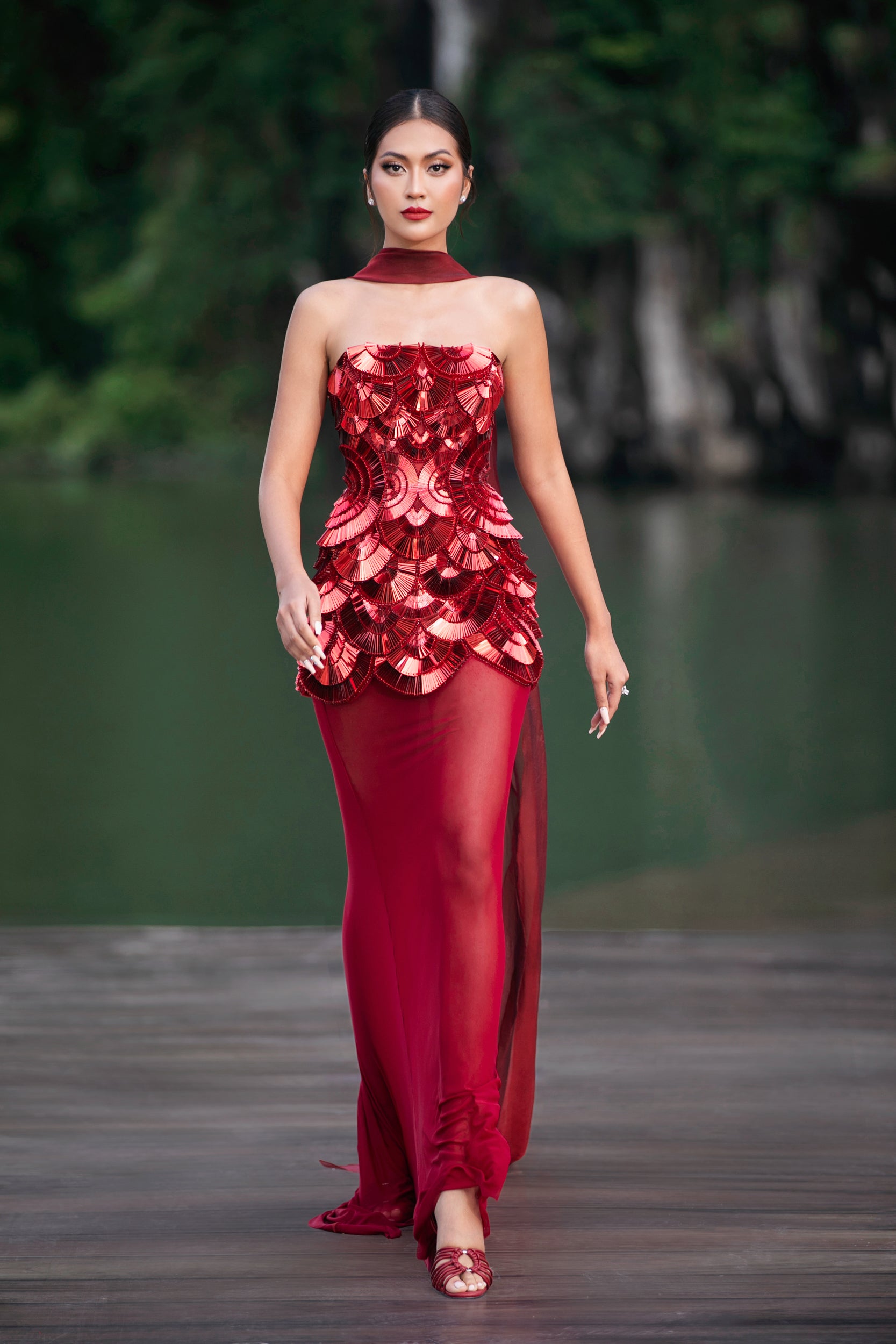LOOK 48