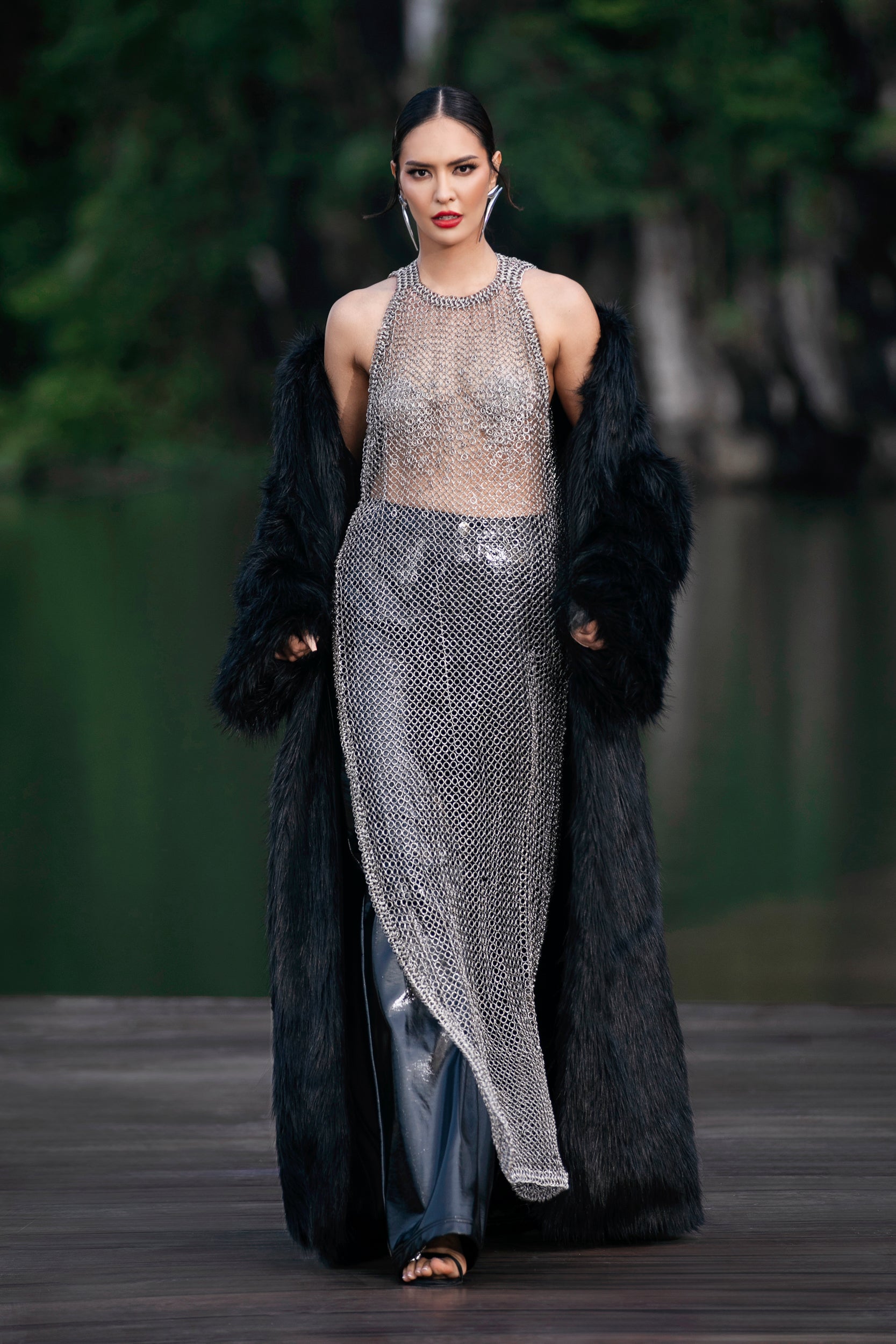 LOOK 61