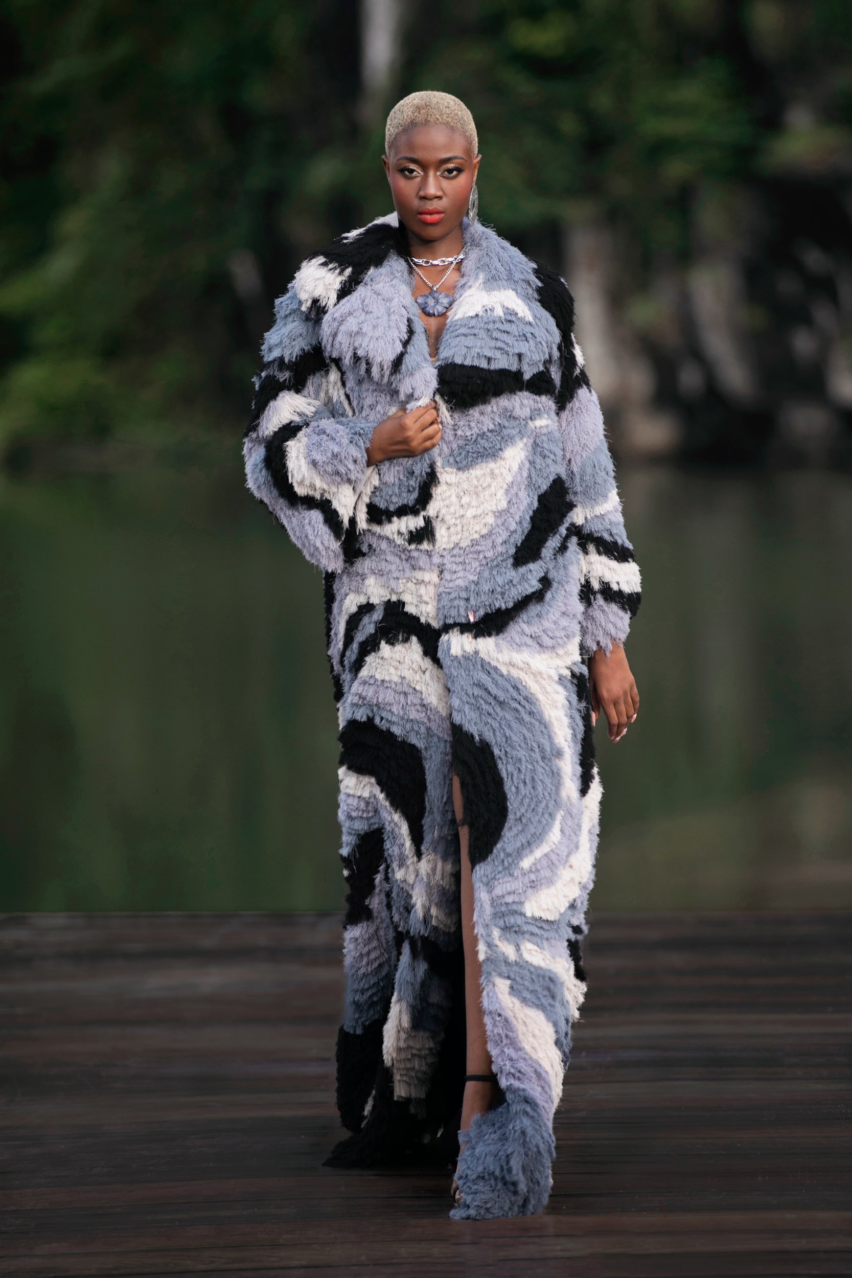 LOOK 63