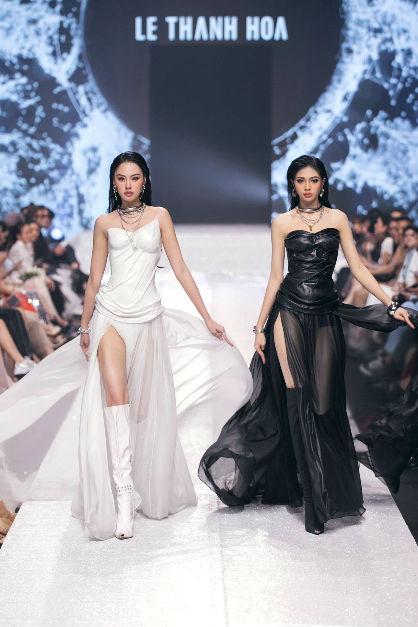 LOOK 18