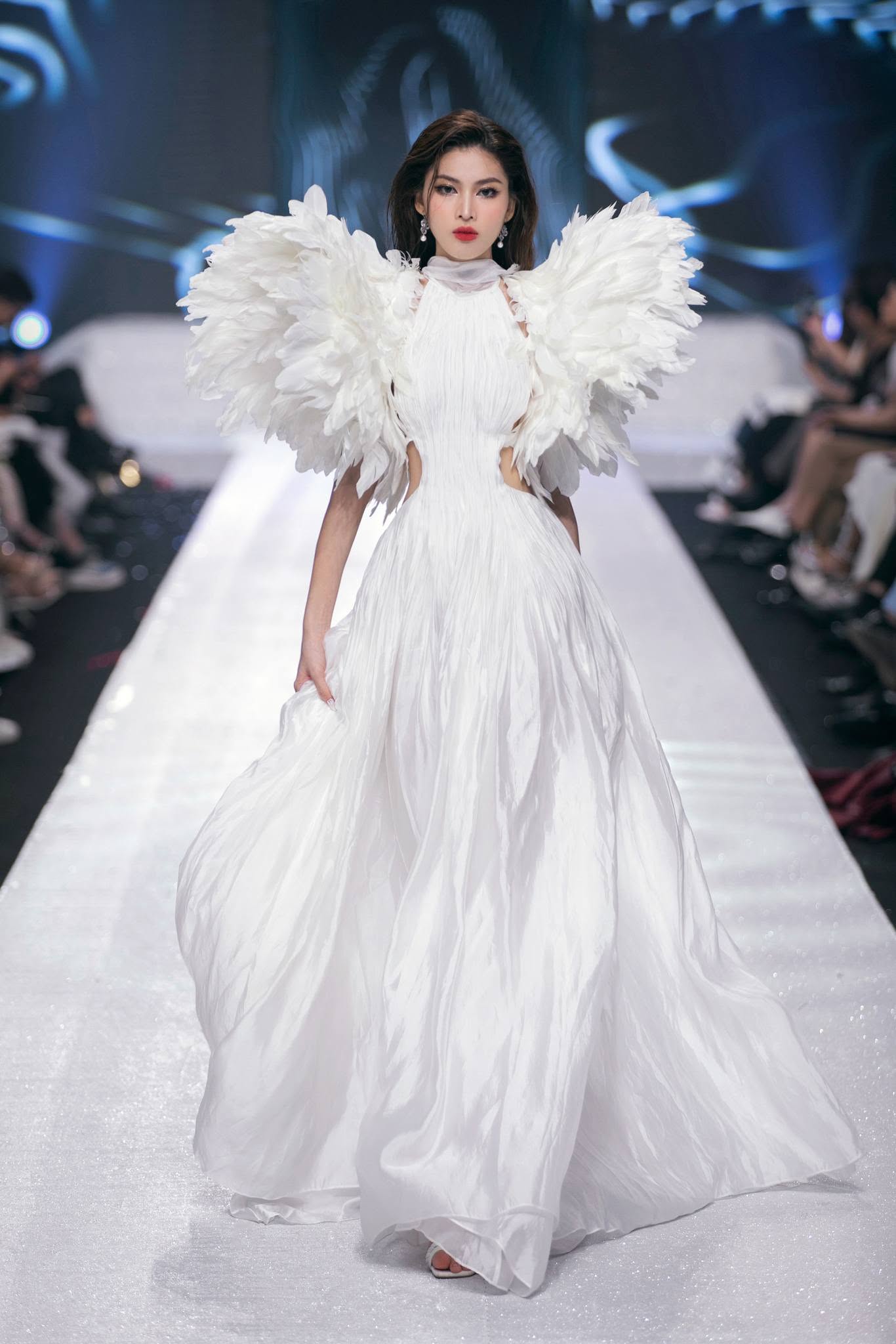 LOOK 26